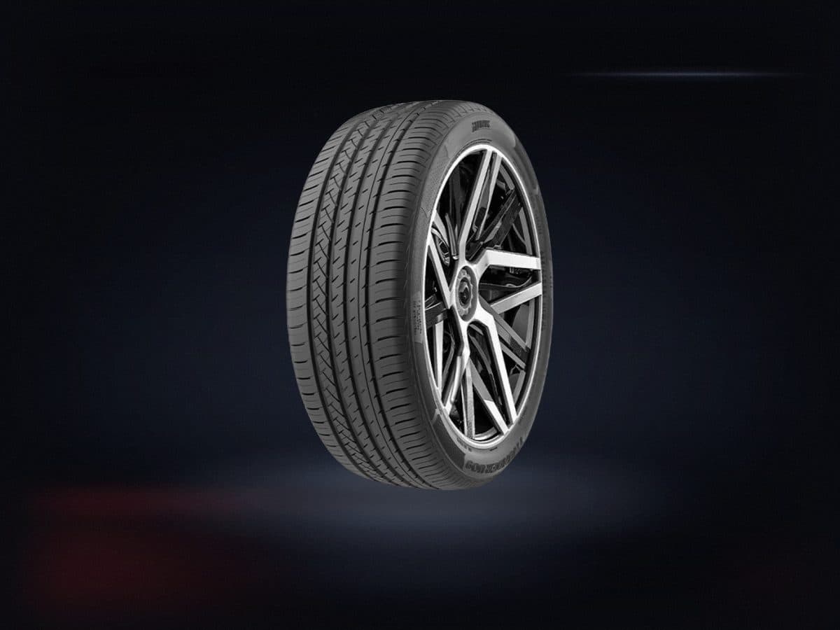 Thunder U09 275/40R19 105W