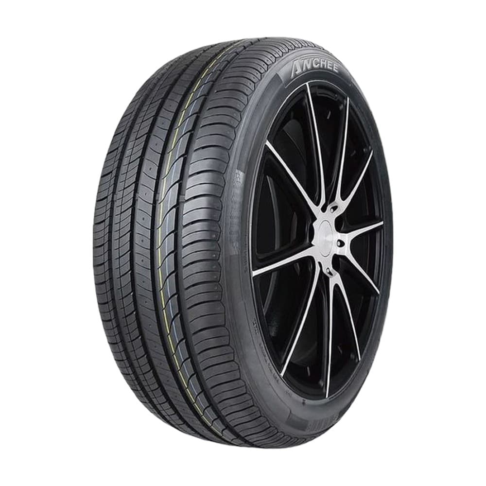 AC818 215/45R18 93W